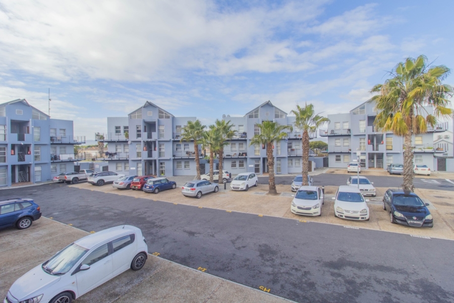 2 Bedroom Property for Sale in Parklands Western Cape